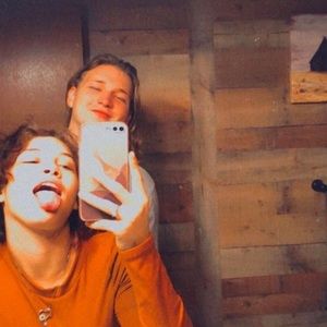 Meet your Posher, Taylor